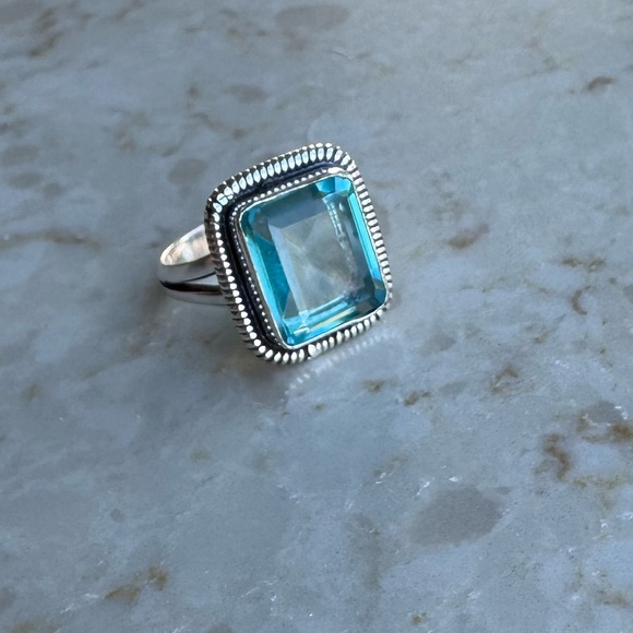 NWOT Sundance Out on the Water Ring Sky Blue Topaz Sterling Silver